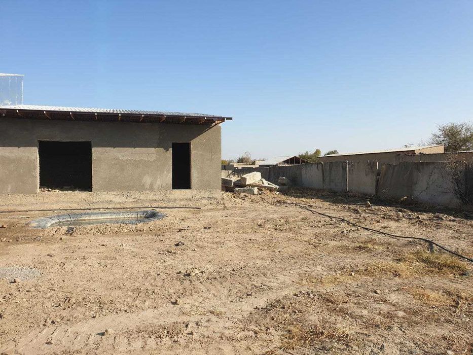 Курулиши тугалланмаган уй сотилади