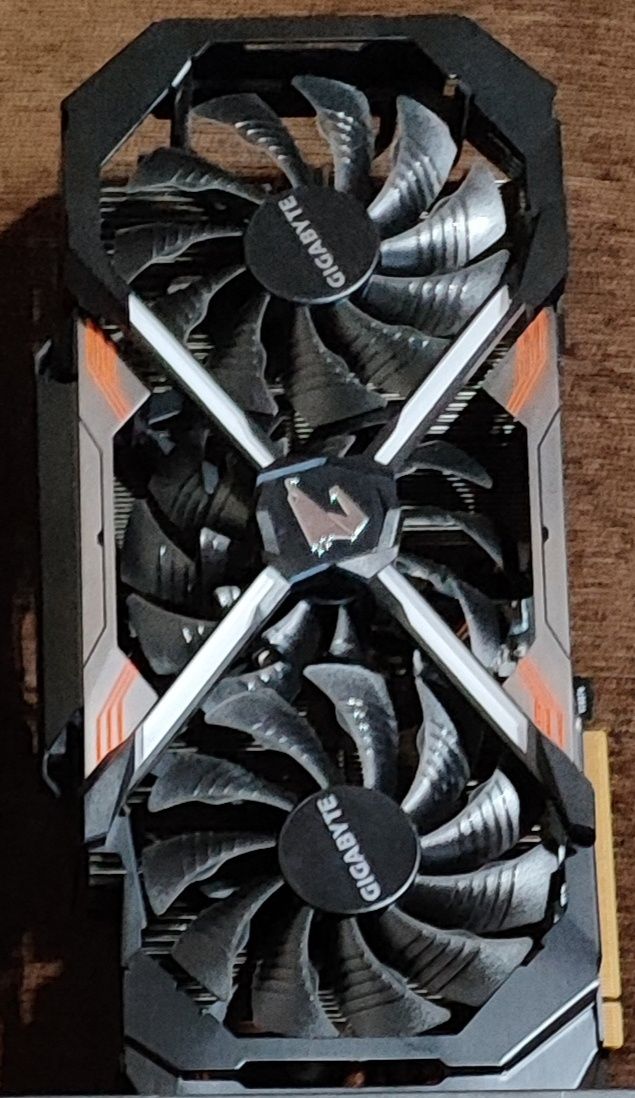 Видеокарта Aorus GTX1070 8gb