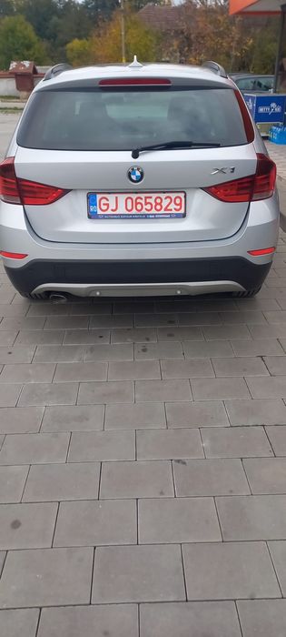 Vand  BMV  X1 argintiu