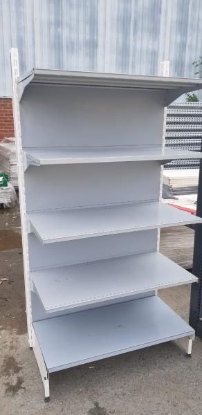 В связи с закрытием супермаркета продаются б/у стеллажи и холодильники
