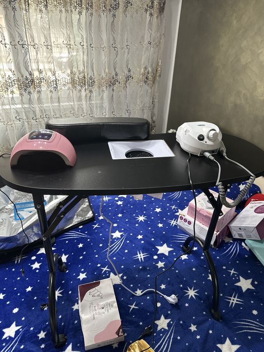 Set masa si cu accesorii unghii