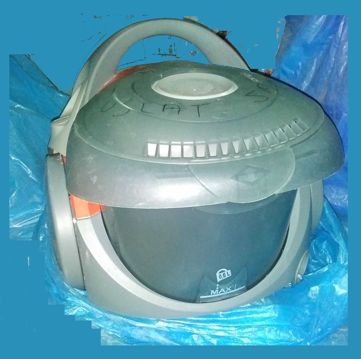 Aspirator bun cu filtrare HEPA si prin apa, Zelmer Aquario sau schimb