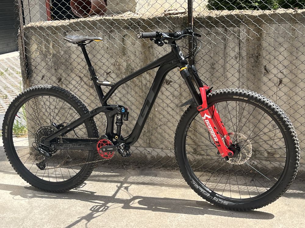 Ендуро колело GT Force 29" L размер, документи