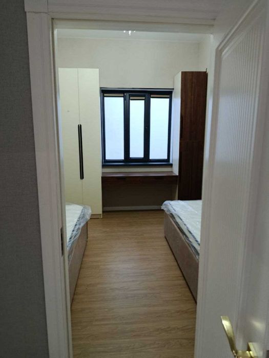 Срочно продается евродом 3 комнаты,1,55соток,Азербайджанский центр.