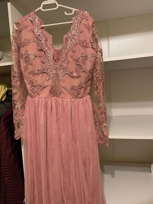 Rochie in stare foarte bună mărimea 42 lungă