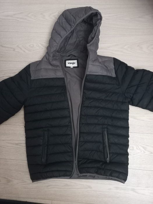 Продам куртку Wrangler