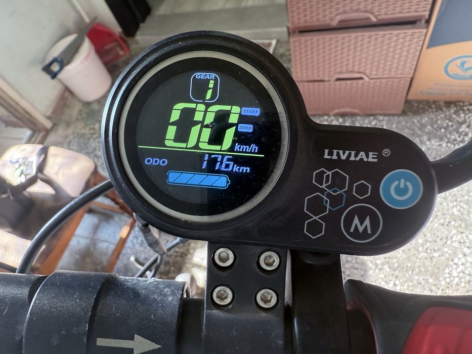 Продавам тротинетка Sikon със седалка 35км - 700лв