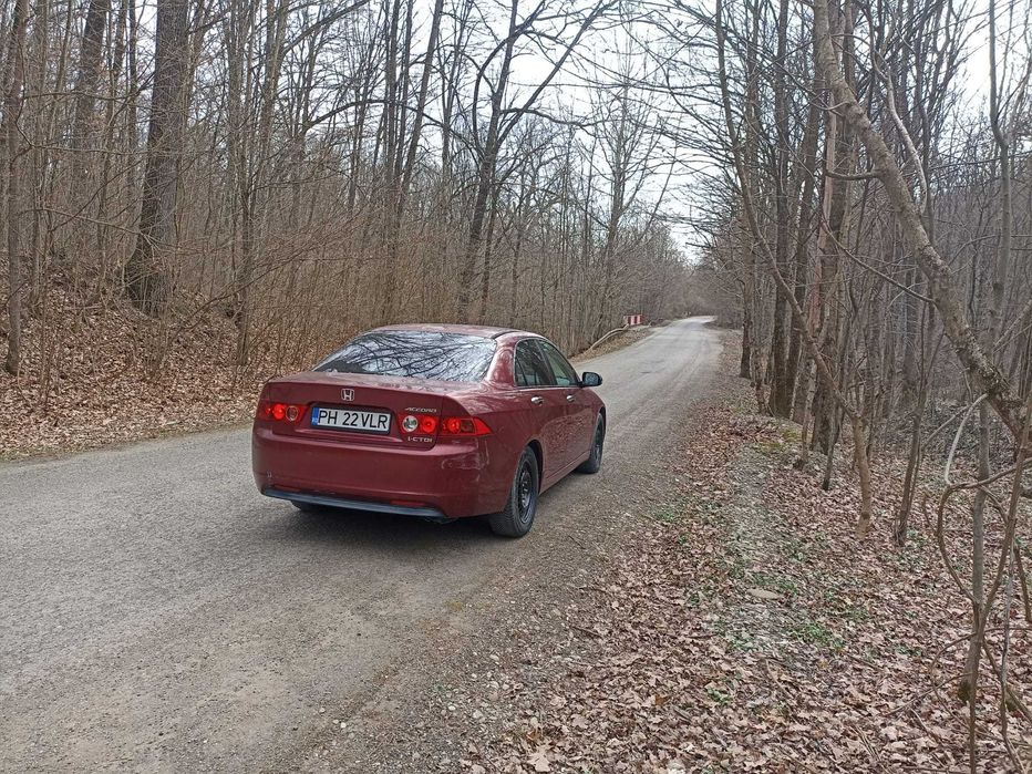 Honda Accord Elegance. Accept și schimb!