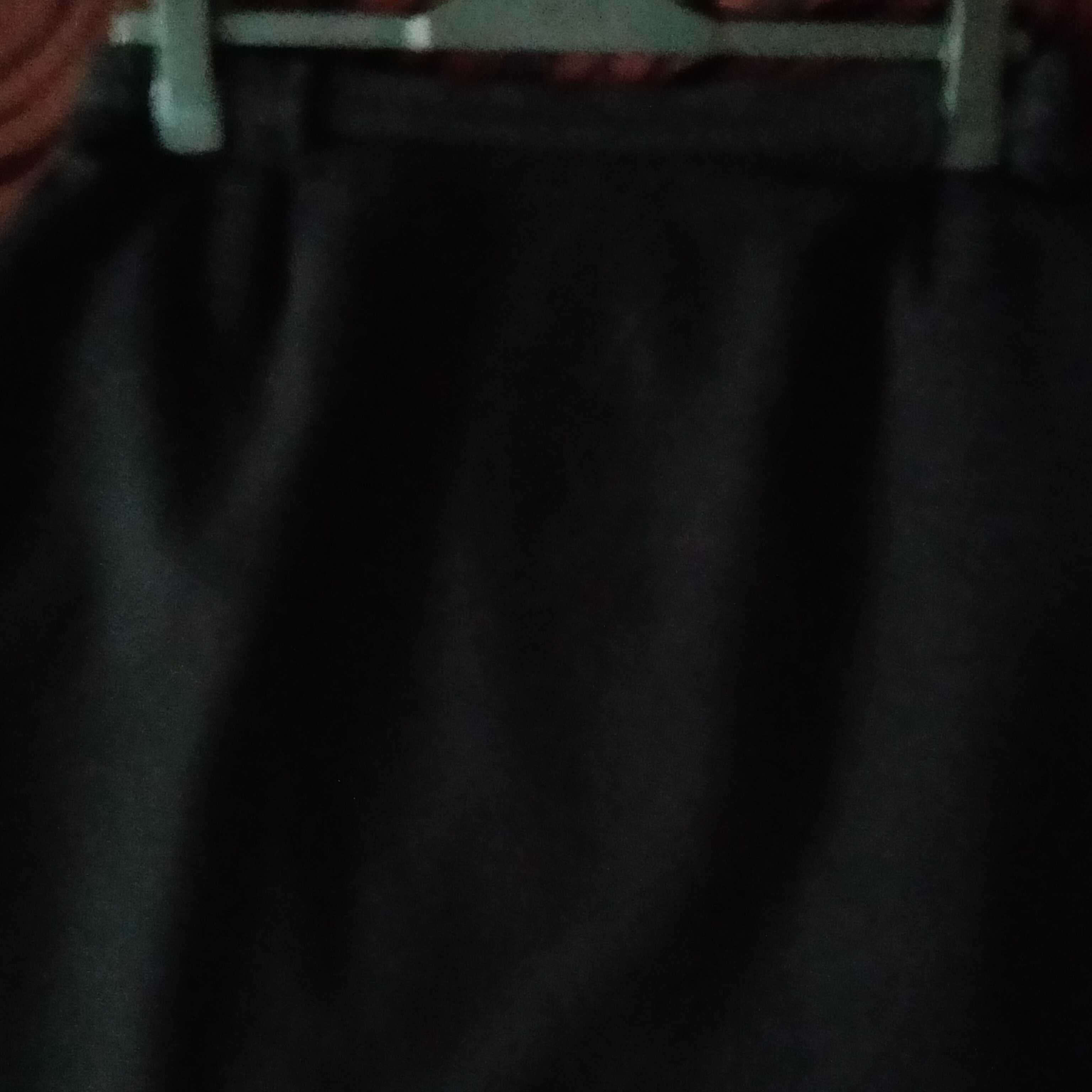 Fustă de damă elegantă