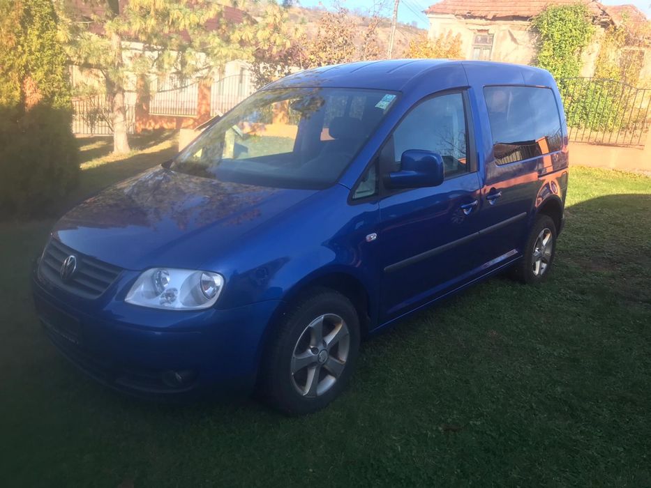 Volkswagen Caddy 2.0 TDI – 105 CP | An 2009 | Stare excelentă!