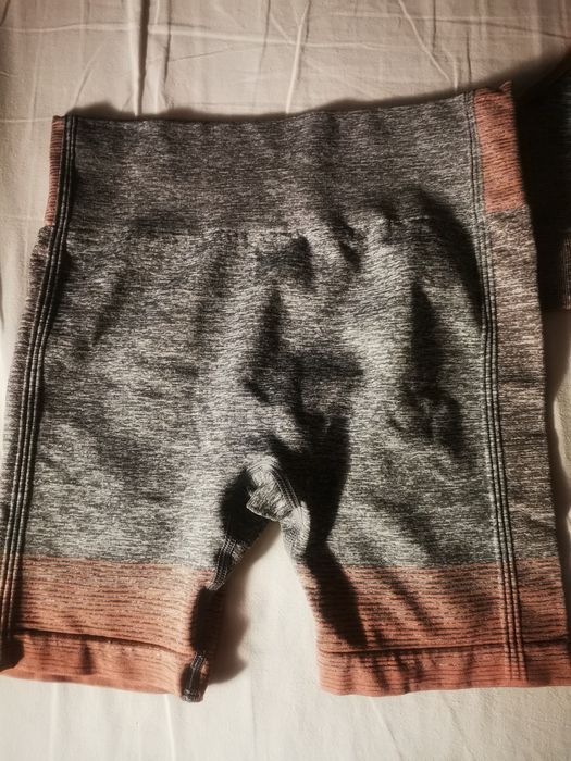 Дамски спортен екип