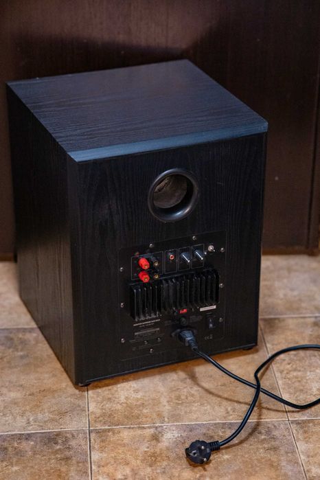 Magnat monitor supreme sub 302a 12" активен субуфер