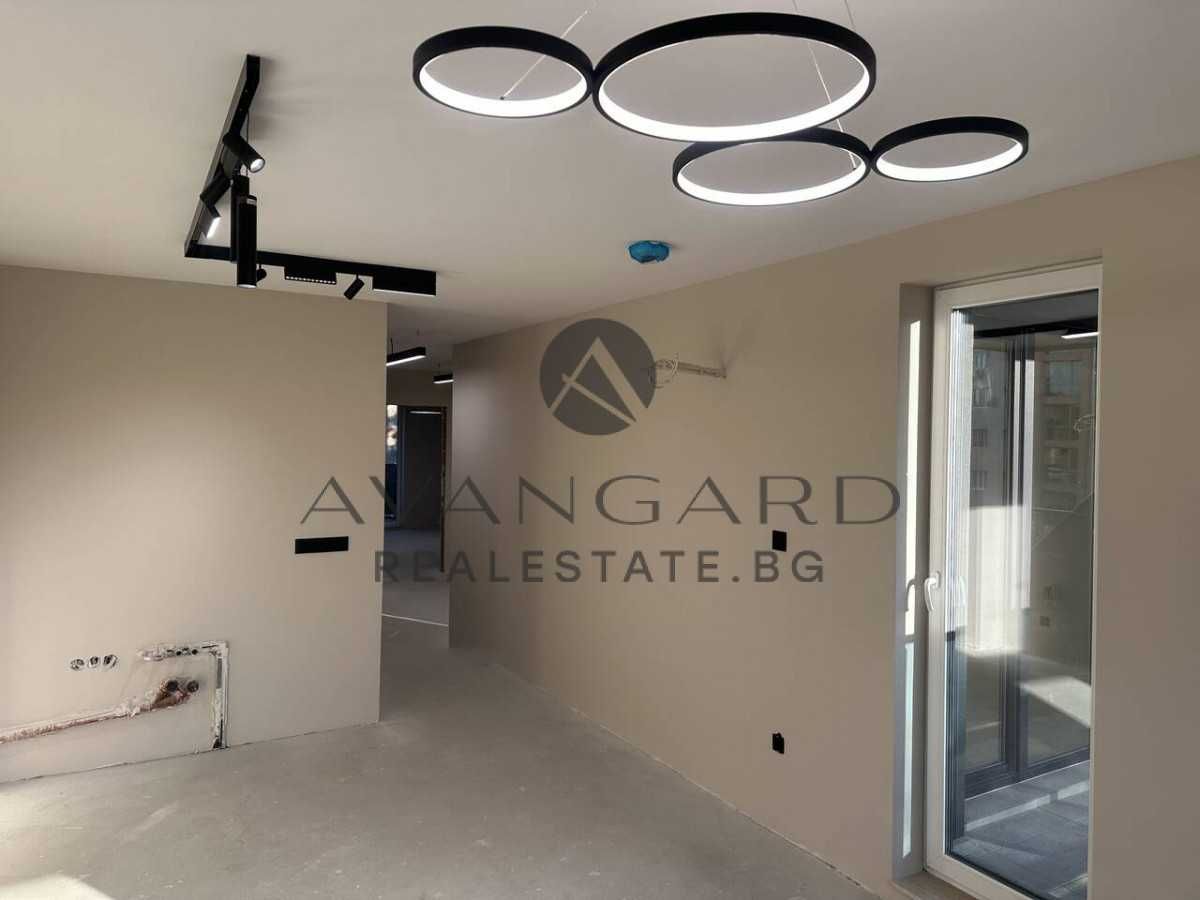 Продава се Тристаен апартамент в Пловдив, Мараша - 105 кв.м за 2248 €/кв.м - Снимка #2