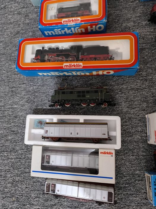 Locomotive si vagoane scara HO