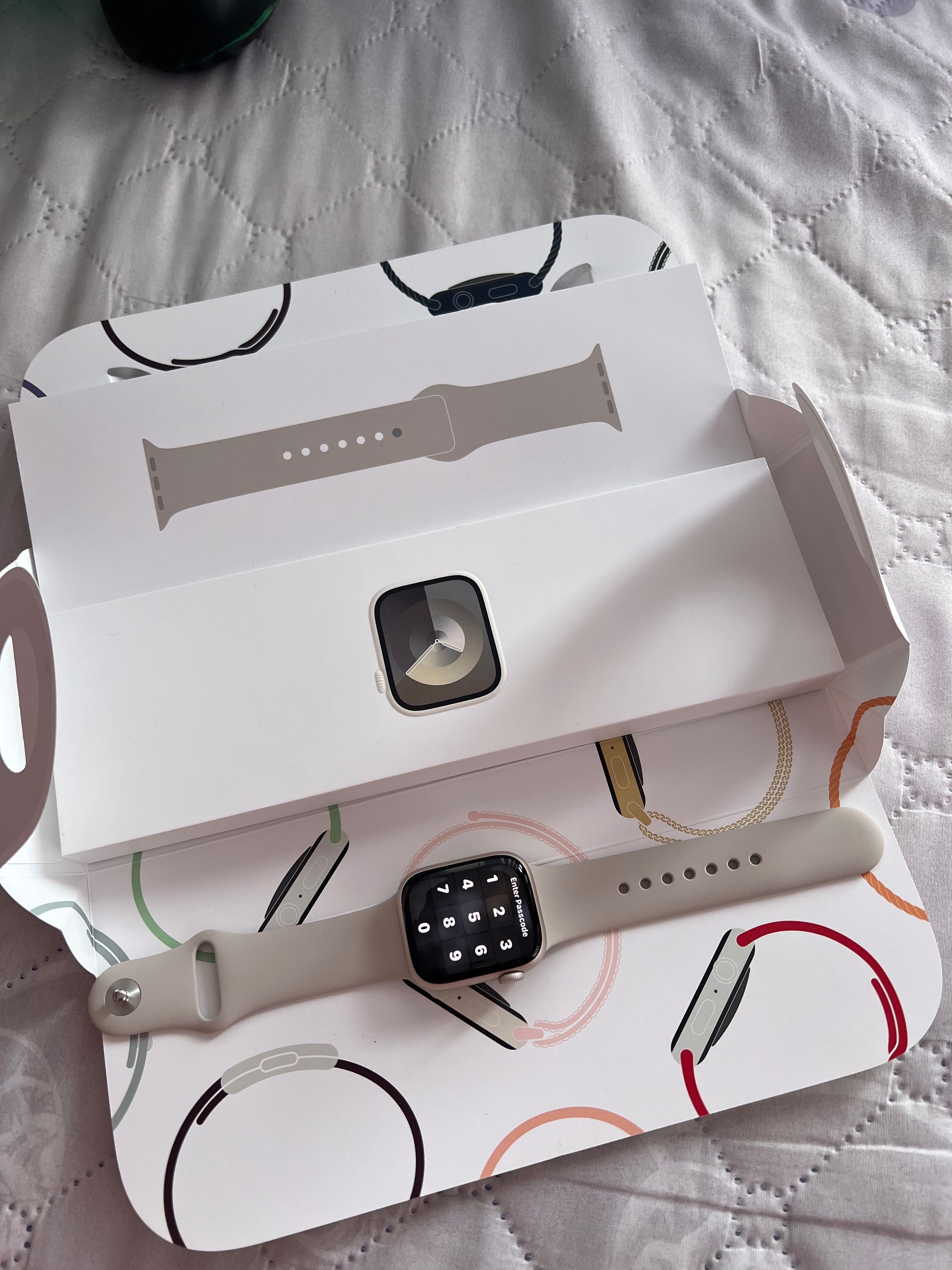 Apple watch 9 41 mm starlight