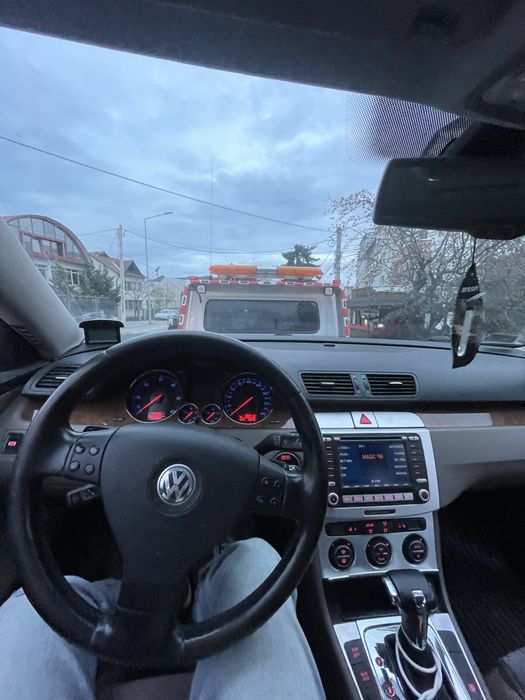 Volkswagen Passat B6 2.0 TDI DSG – 2007 – 2200 € (negociabil)