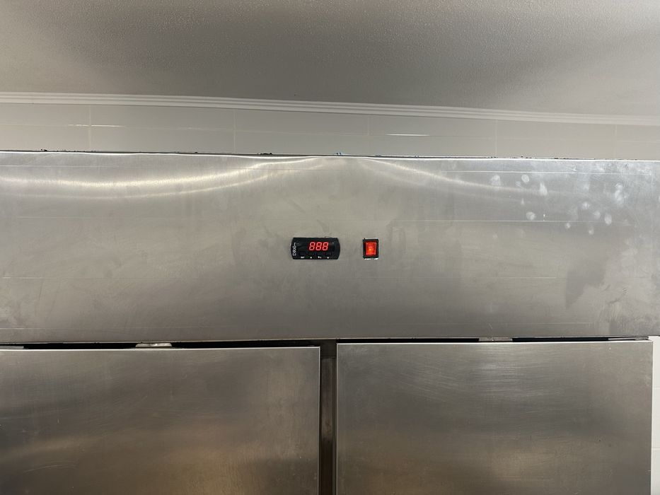 Frigider profesional