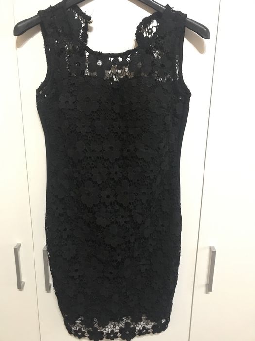 Vand diverse rochite de ocazie