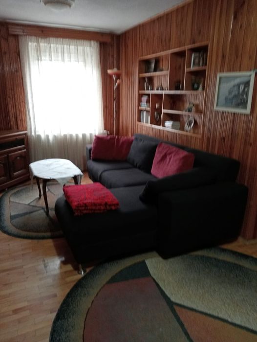 Apartament de închiriat