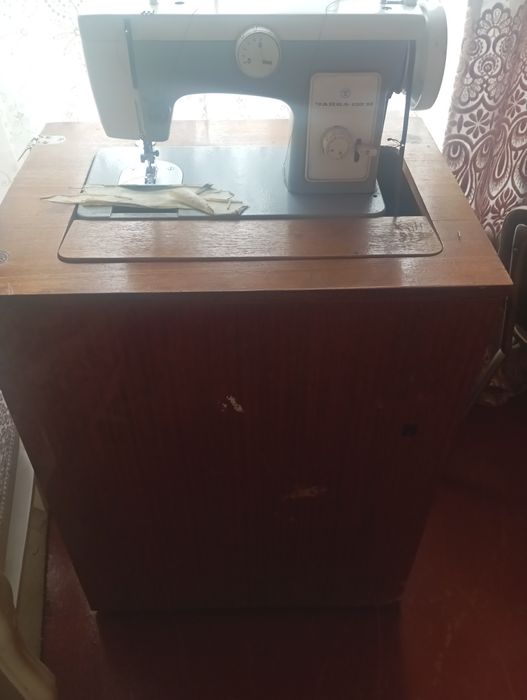 Тикув машиналар сотилади