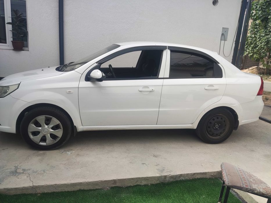 Nexia3 sroshno sotiladi