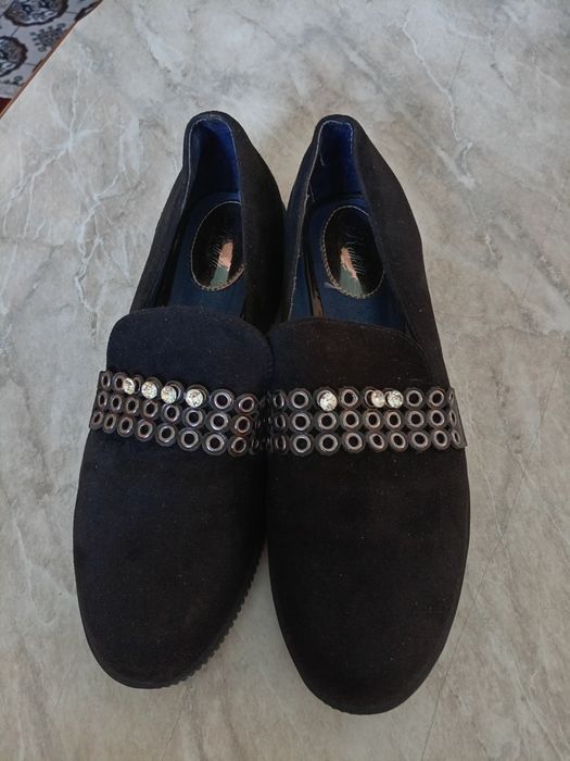 Женские туфли замшивые