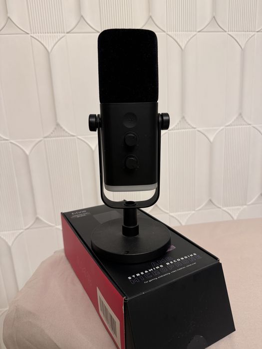 Микрофон Fifine AM8