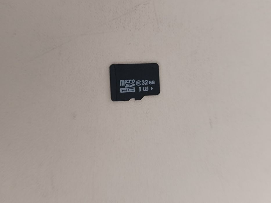 Mini card memorie 32 GB nou.