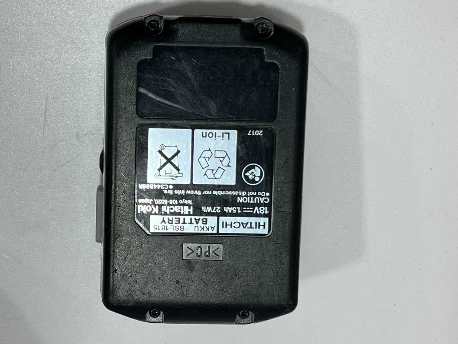 Акумулаторен винтоверт HITACHI DS18DJL