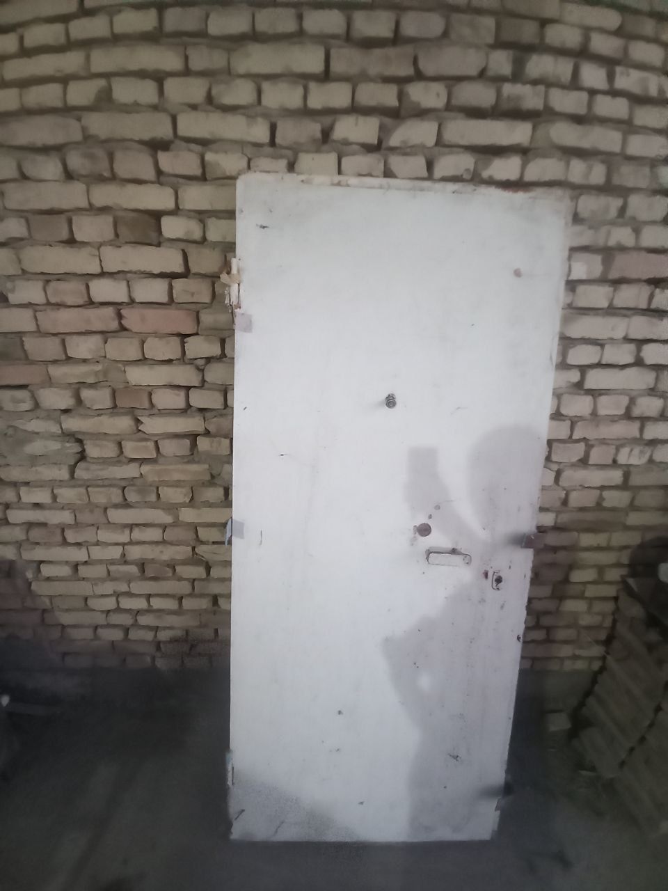 Темир эщик сотилади холати зур
