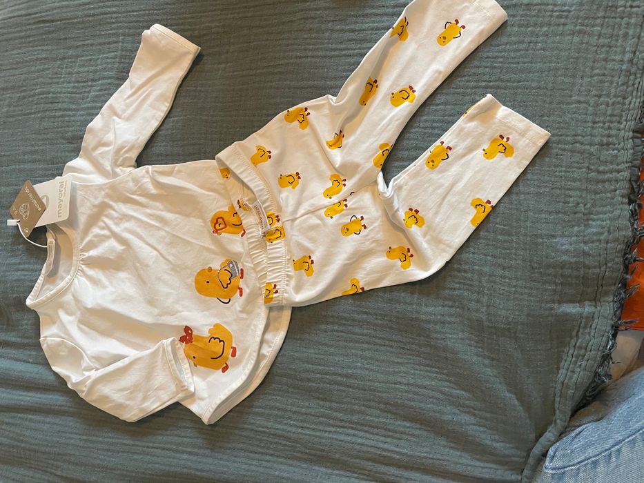 Mayoral великденски комплект 3-6м. 2-4м