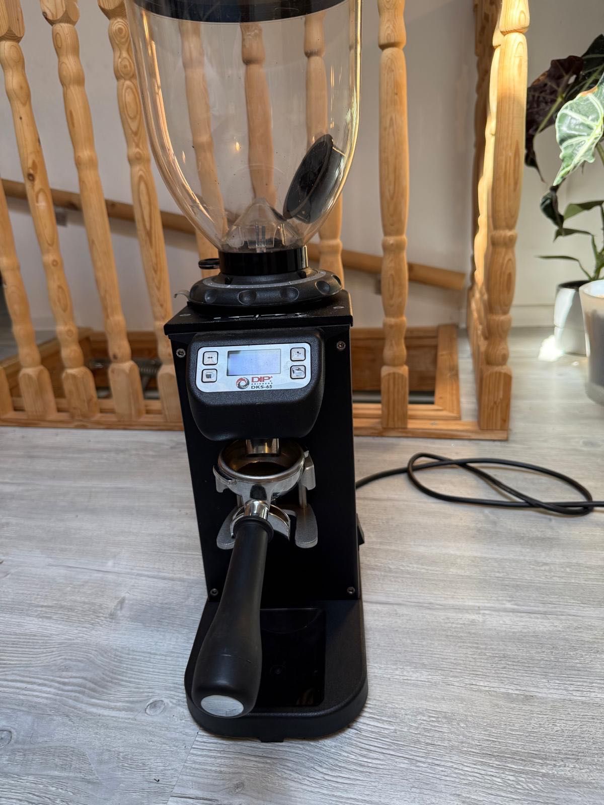 Râșniță profesională cafea DIP DKS-65 — stare perfectă