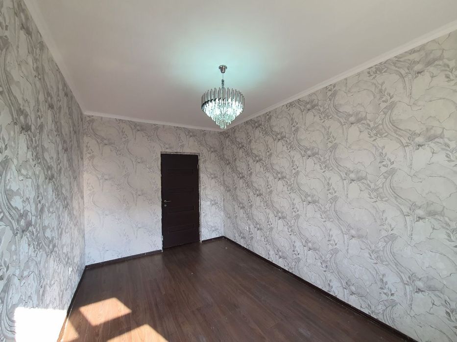 Фрунзенский масивда 3 хонали квартира сотилади