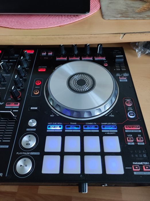 Контролер Pioneer DJ SR