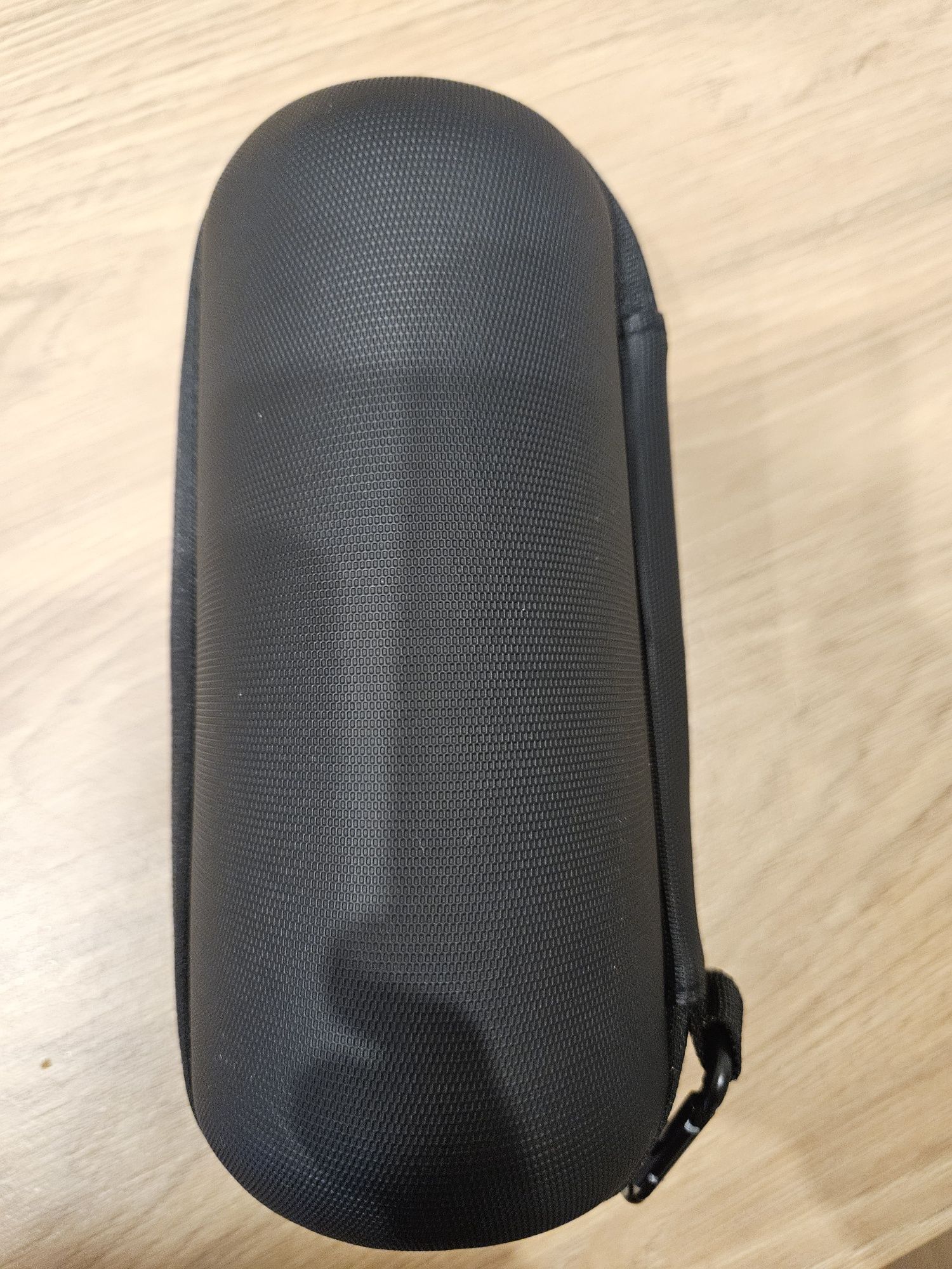 Продам чехол для jbl flip