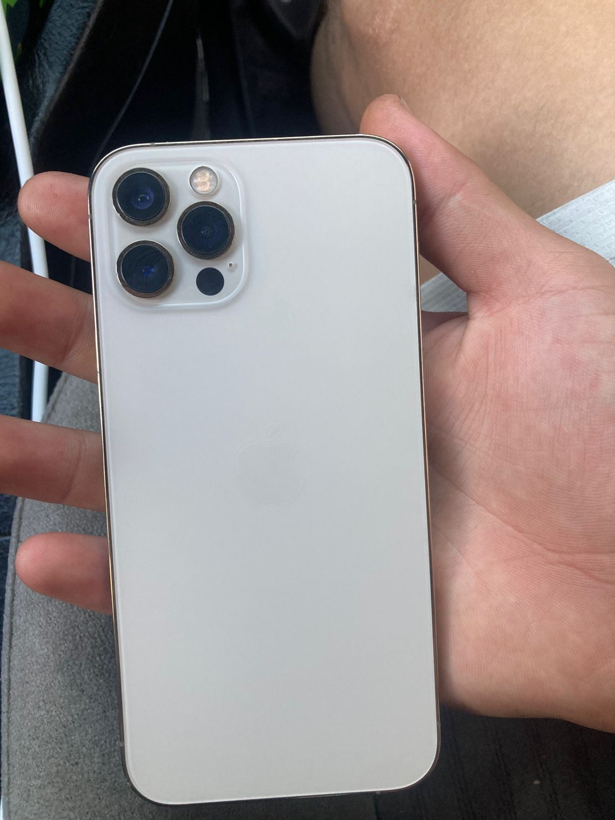 IPHONE 12 PRO 140000