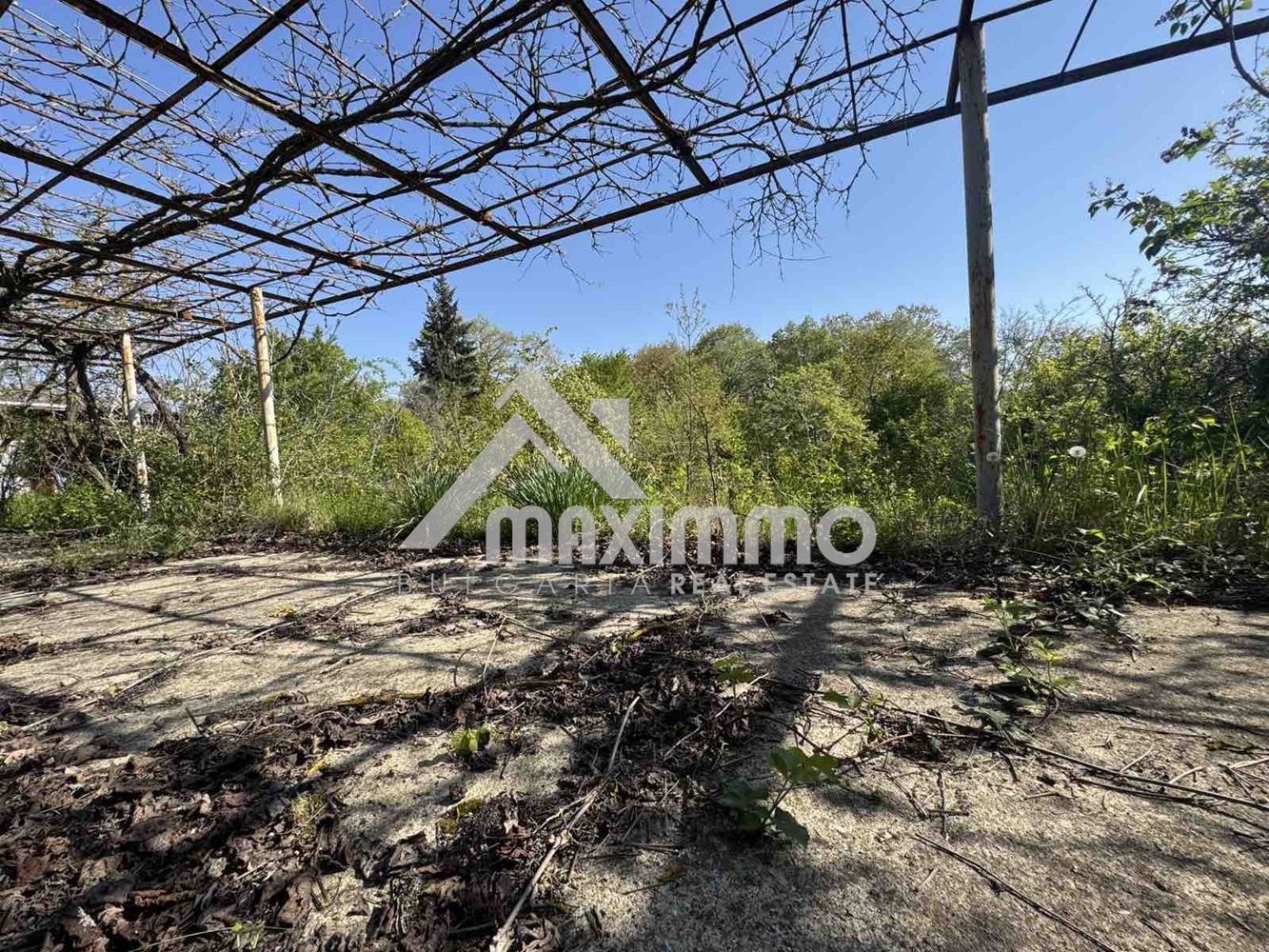 Парцел в Варна-м-т Боровец - юг площ 600 цена 29990