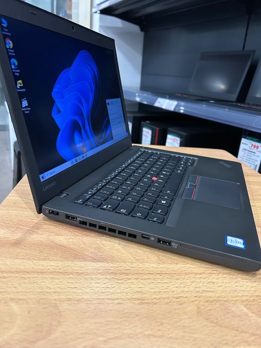 Като нов! Лаптоп Lenovo ThinkPad Т460 i5/8GB/256GB с 3 мес. гаранция!