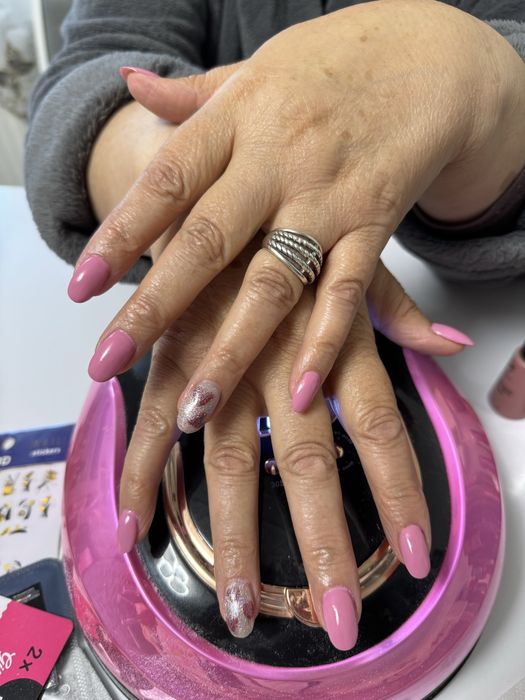 Unghiute cu gel, semi, piedi