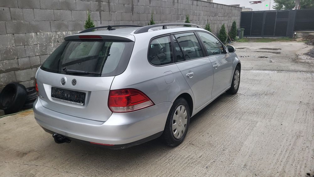 Volkswagen Golf 5 din 2009 1.9tdi euro 4 cu climatic