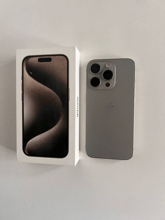 iPhone 15 Pro, 256GB, Natural Titanium
