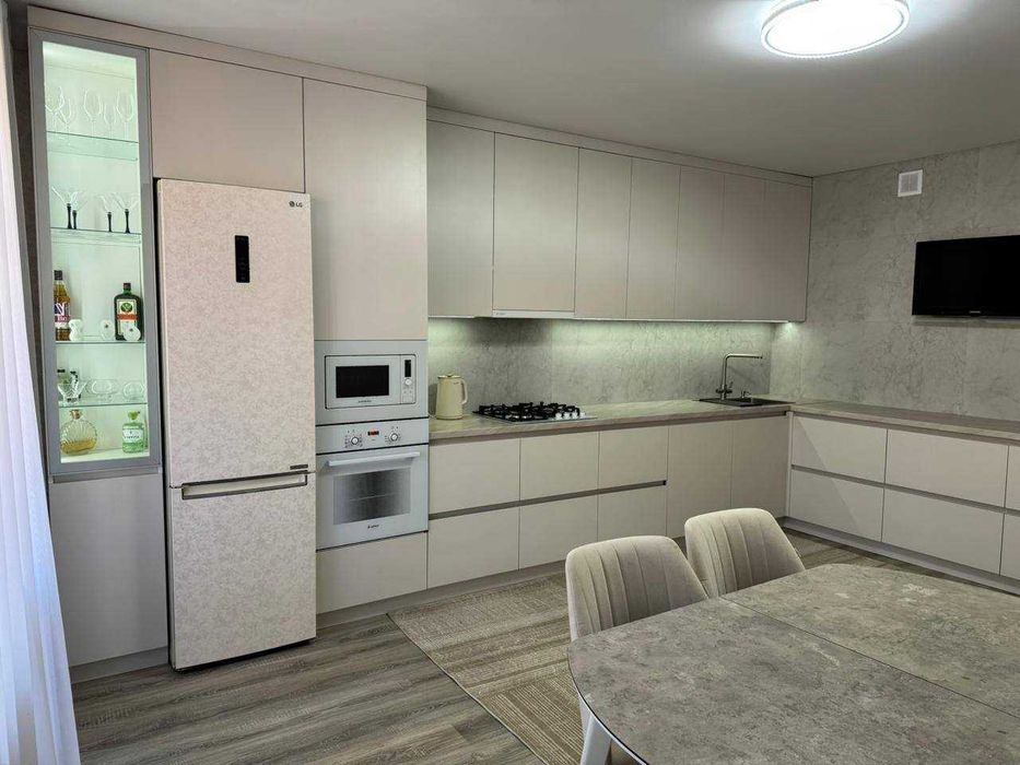 Продам 3-х комнатную квартру, СРОЧНО!