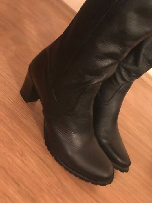 Зимни обувки естестена кожа бианки като нови, всички по 20лв