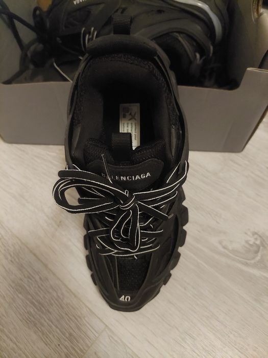 Vand/Schimb Balenciaga track led