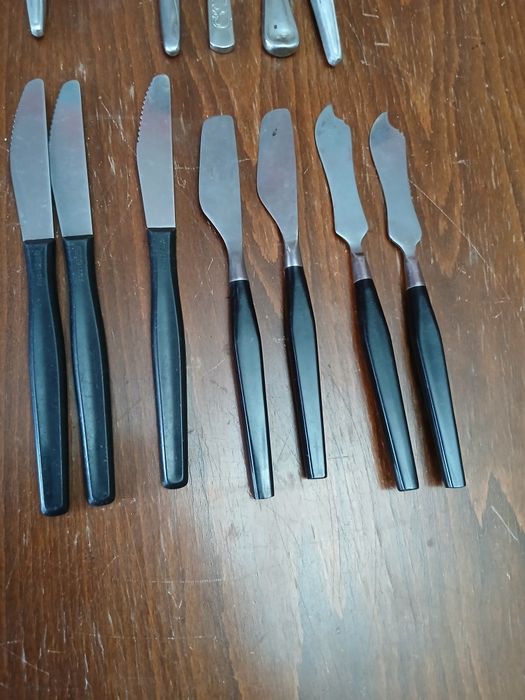 Прибори за хранене 28 броя