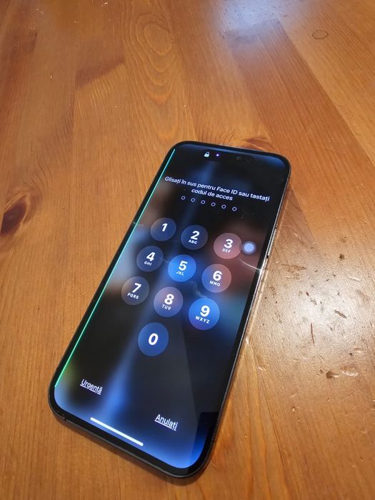 Vand Iphone 14 pro max 256 gb schimbat recent pe asigurare cu defect