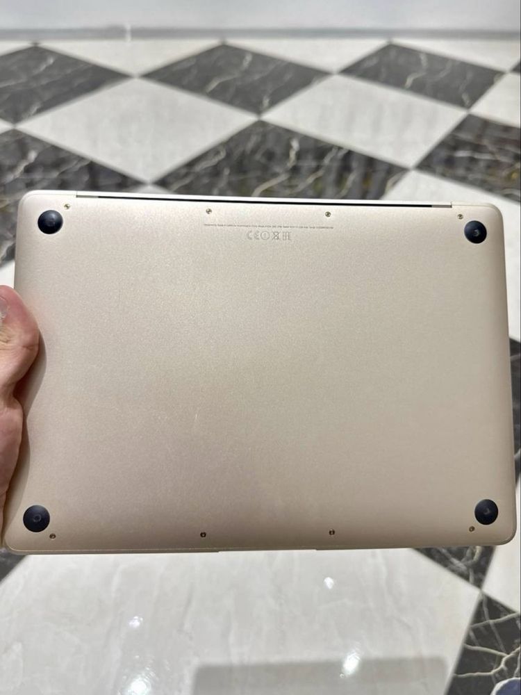 MacBook 12” Retina (Early 2015) Холати идеал.