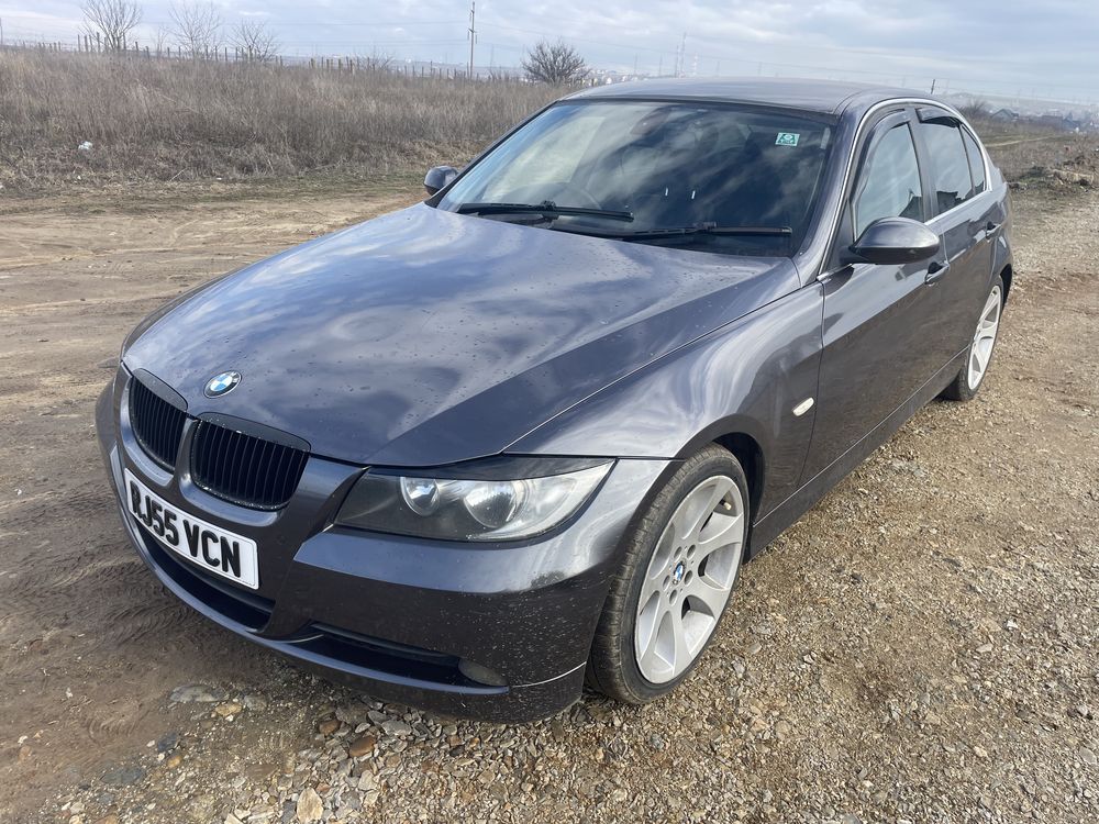 Dezmembrez BMW e90