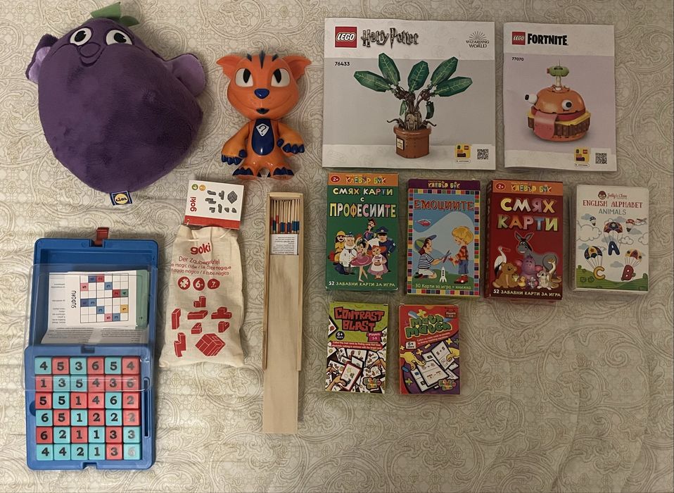 Пъзели, конструктори, писти и други