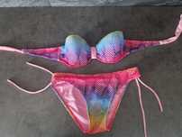 Costum de baie s